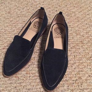 Vince camuto flats size 7
